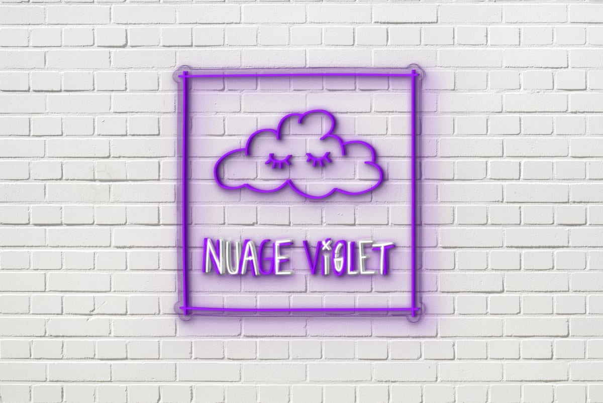 Neon "nuage violet"