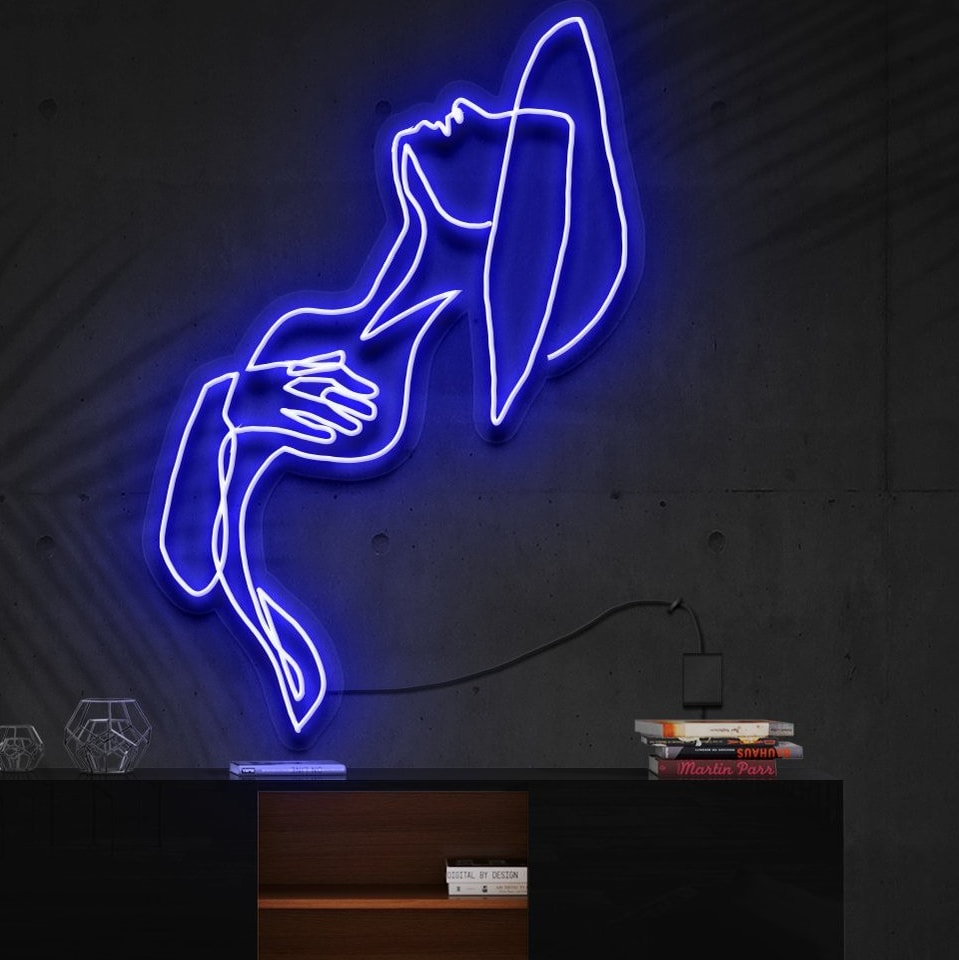 Neon "Woman's Curve"