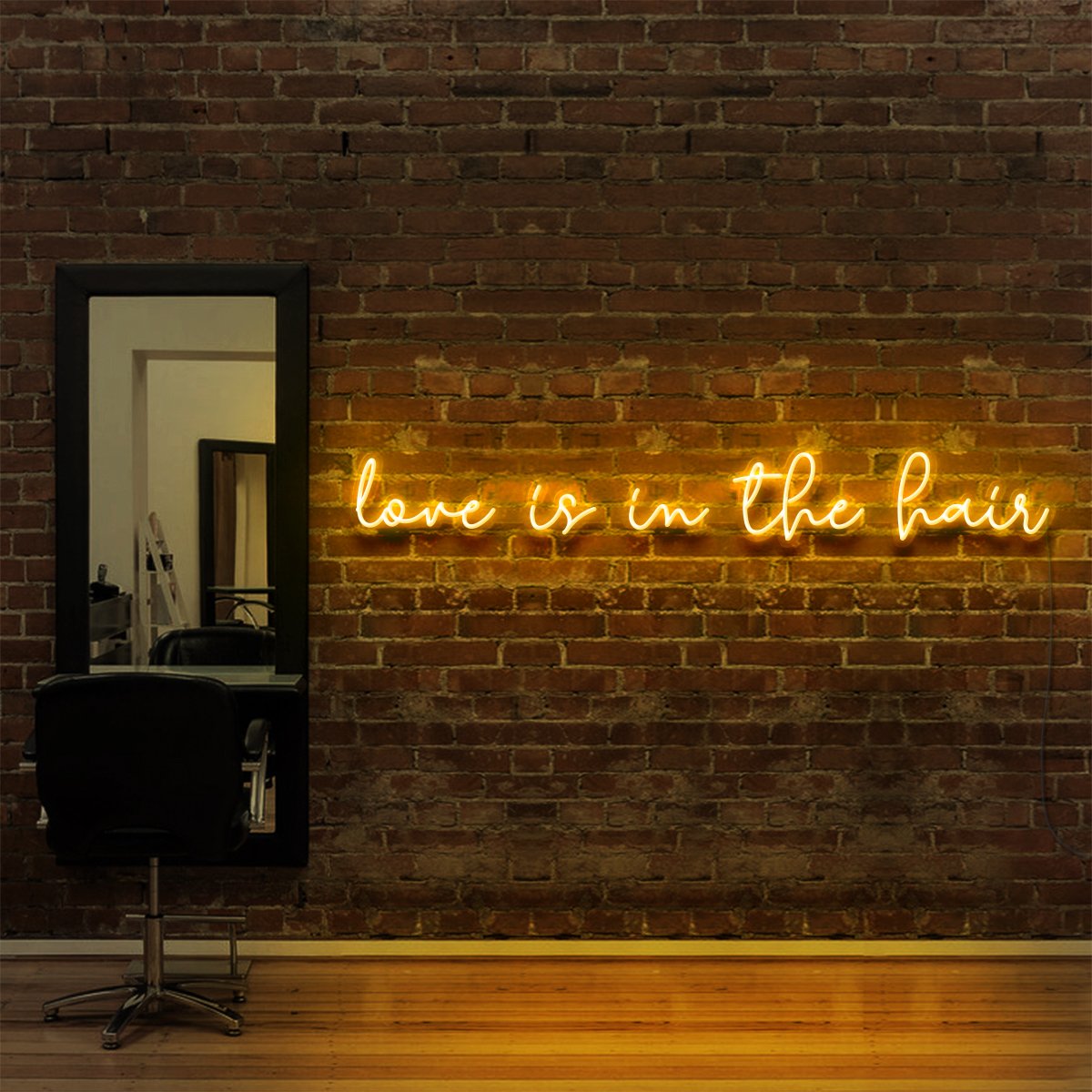 "Love Is In The Hair" - Enseigne Néon pour Salons de Coiffure & Barbiers